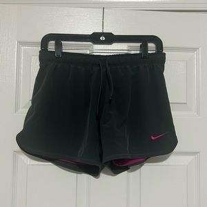 Nike Women Dri Fit Grey Pink Spandex Lined 4” Shorts Size Small Compression